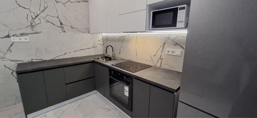 Продам євродвушку 41 м² з меблями та технікою | ЖК «Казка» | 7/9