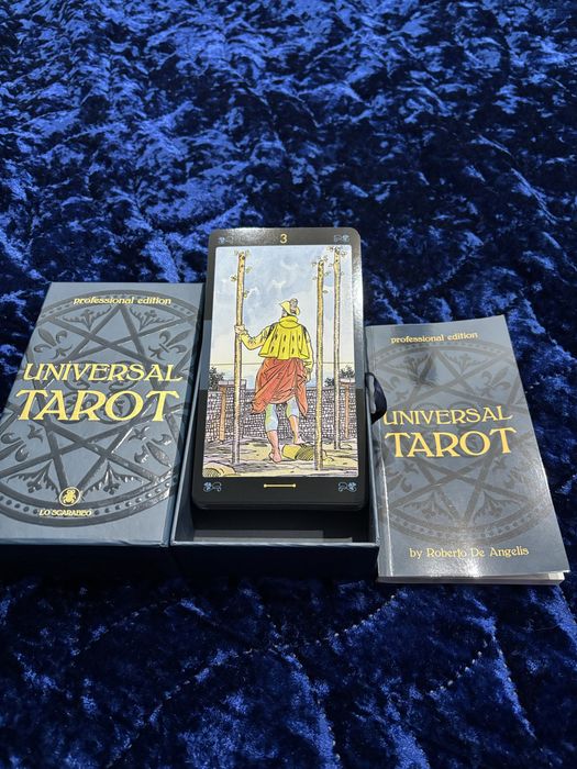 Universal Tarot Professional Edition – Roberto De Angelis – Novo