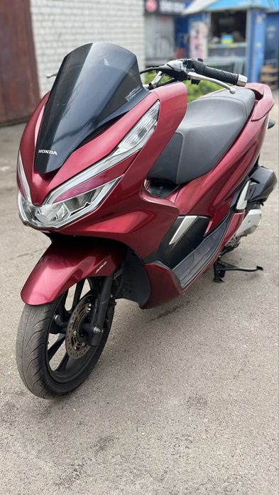 Максі-скутер HONDA PCX 150 KF30 2019 рік