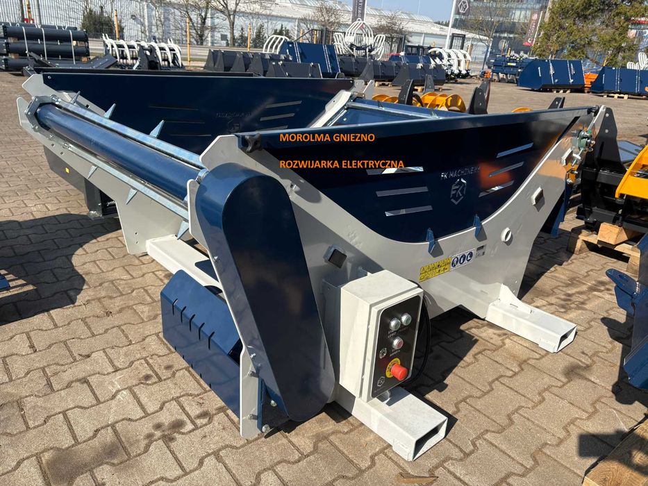 Rozwijarka scielarka balotów bel siana słomy FK MACHINERY  rozwijak