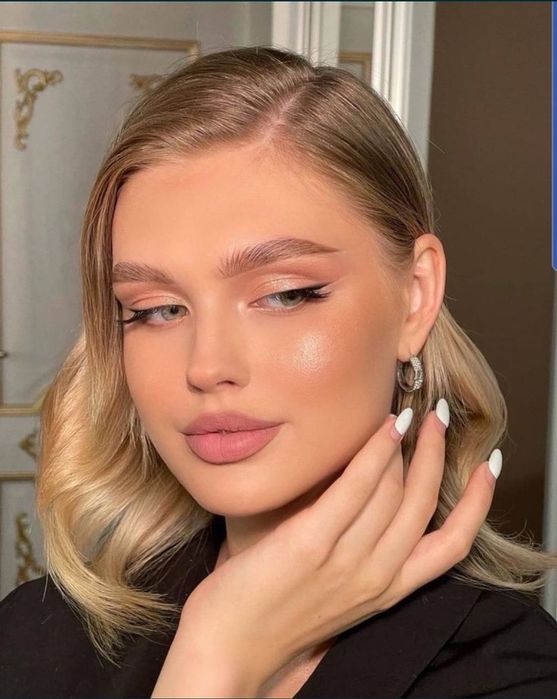 Макіяж , зачіска