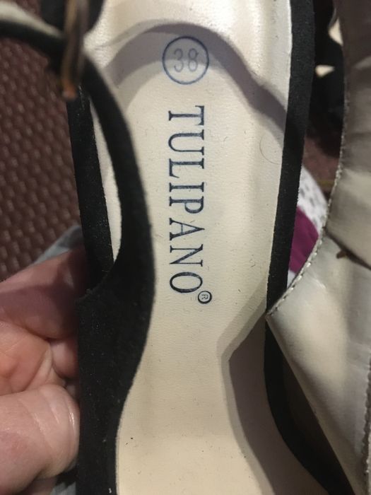 Tulipano sandaly szpilki 38