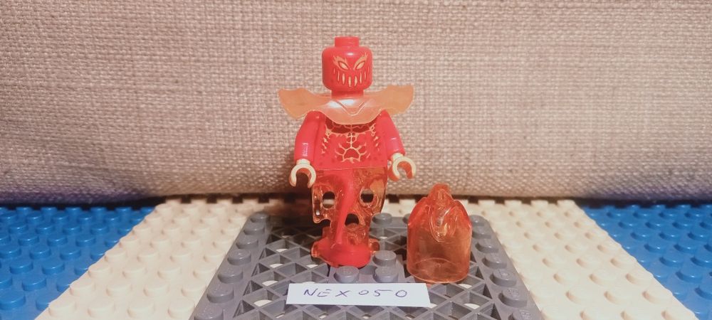 NEX050 Flama Lego Nexo Knights stan BDB + broń