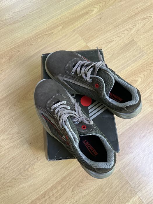 Vendo sapato de Proteção 44 novo!