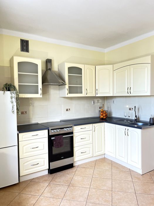 Przestronna kawalerka 40 m² na wynajem – Chełmek