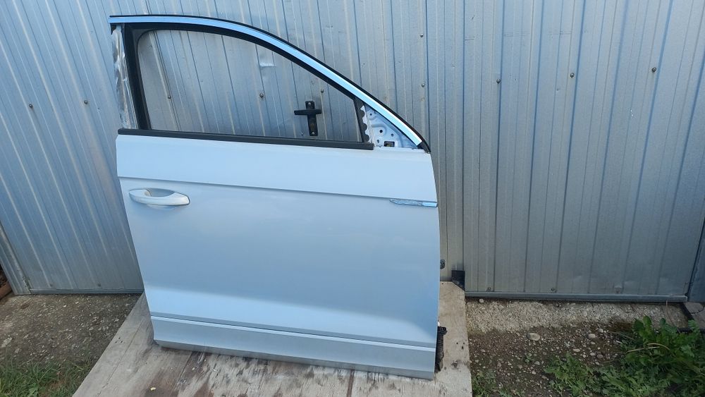 Drzwi prawe przód przednie kompletne vw t-roc lb9z