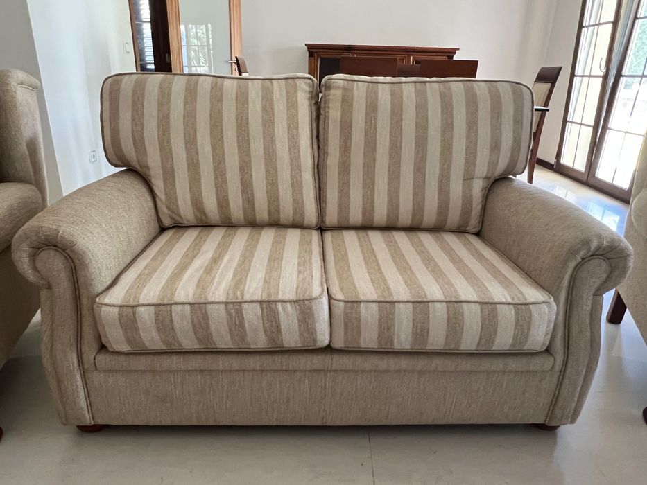 Impecável - Sofá, 2 cadeirões e 2 almofadas (venda separada)