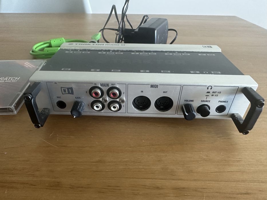 Traktor Audio 10