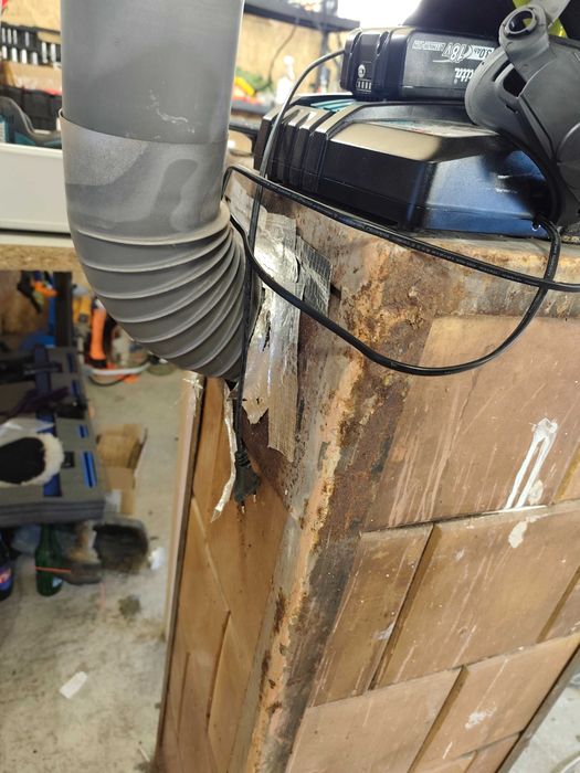 Piec kaflowy wolnostojący,koza