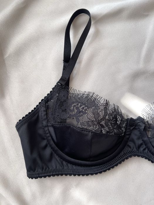 Набір нижньої білизни комплект білизни ліф та трусики стрінги