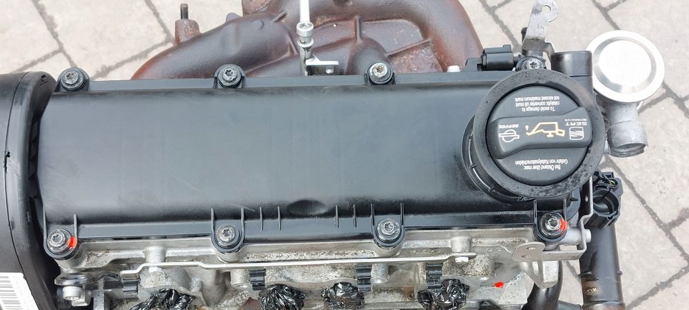 pokrywa zaworów 1.6 mpi bse bgu vw golf seat leon skoda octavia ii
