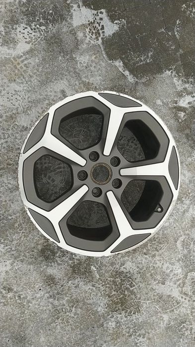 Диск taycan r20  cuv offroad 9j1601025at