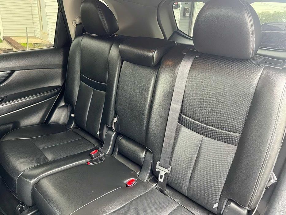 Nissan Rogue      2018