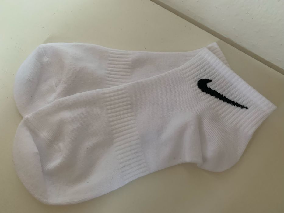 Sprzedam 5 par skarpetek nike