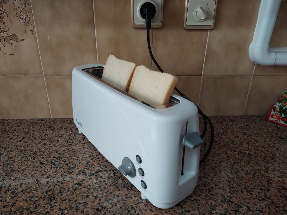 Torradeira tostadeira grelhador assadeira fritadeira casa quarto apartamento vivenda escritório gabinete carro cozinha.