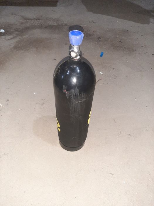 Продам вуглекислотний балон