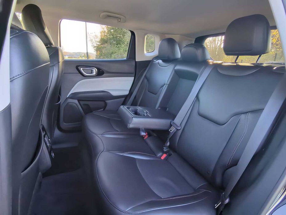 Jeep Compass      2022