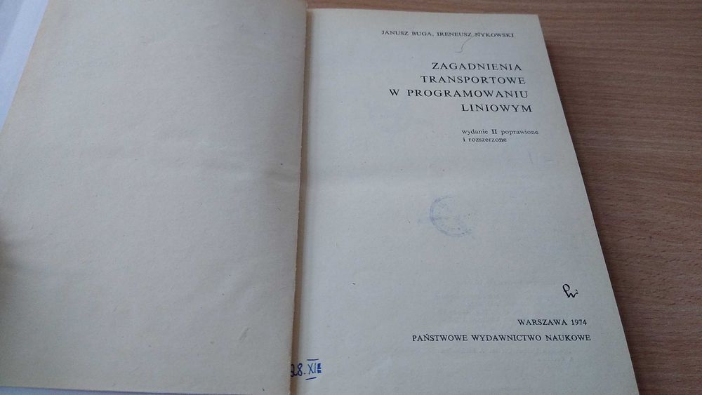Zagadnienia transportowe w programowaniu liniowym Buga Nykowski