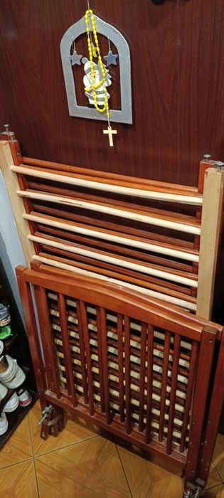 Za paczkę mleka Bebilon 1 oddam  łóżeczko 120x60 i materac  , odbiór osobisty Jaworzno