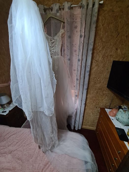 Vestido de noiva + veu