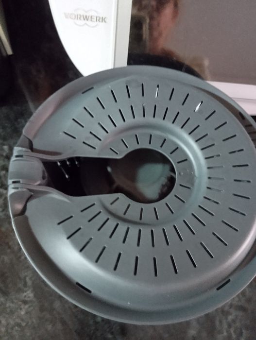 Vendo Bimby TM6 com acessórios.