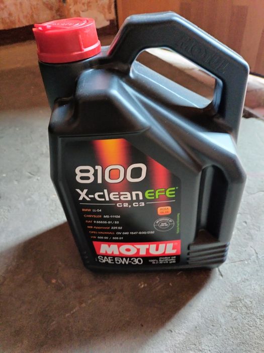 Olej Motul 5W-30