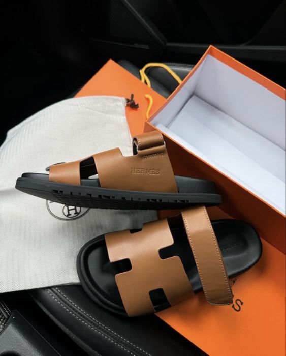 Klapki Hermes, brazowy, nowe