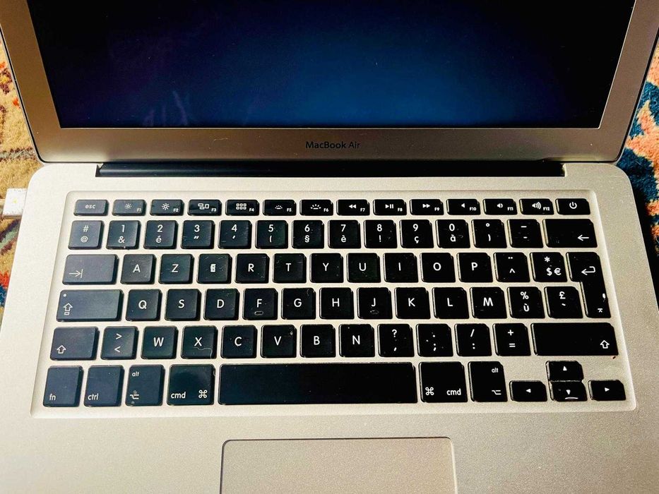 MacBook Air 2013 13" – Funciona perfeitamente, pronto a usar