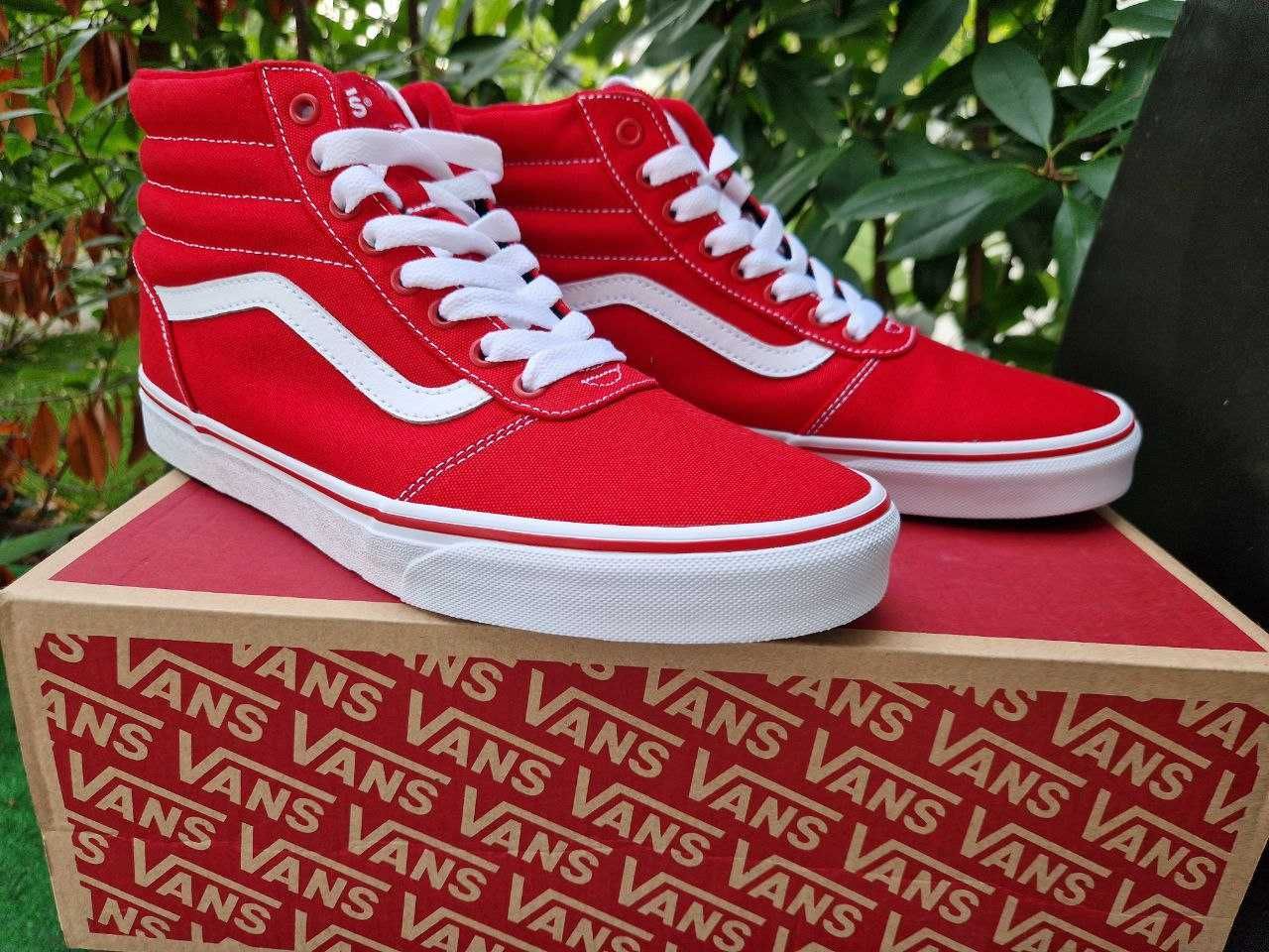 Vans ward store hi