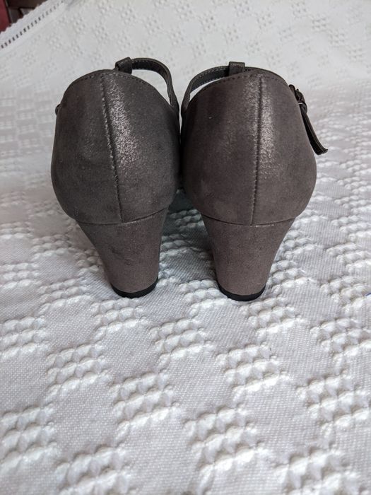 Туфлі, черевички для танців нові р 37