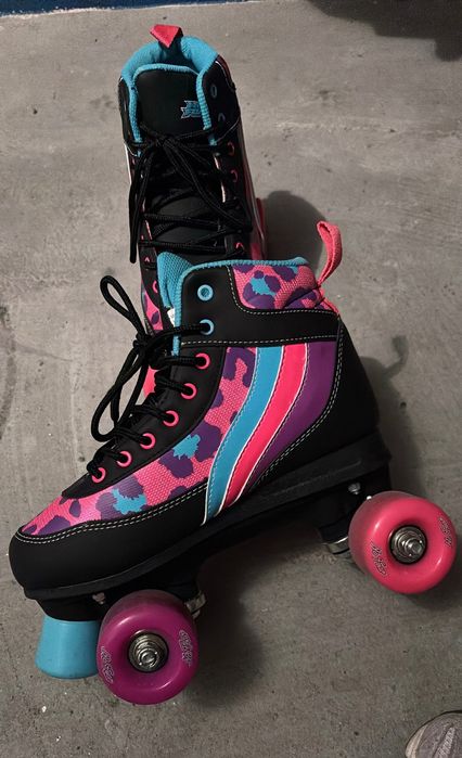 Patins ótimo estado