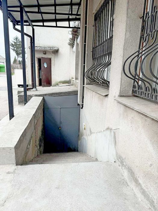 Комерційна нерухомість у центрі Хмільника,  219,8 м²
