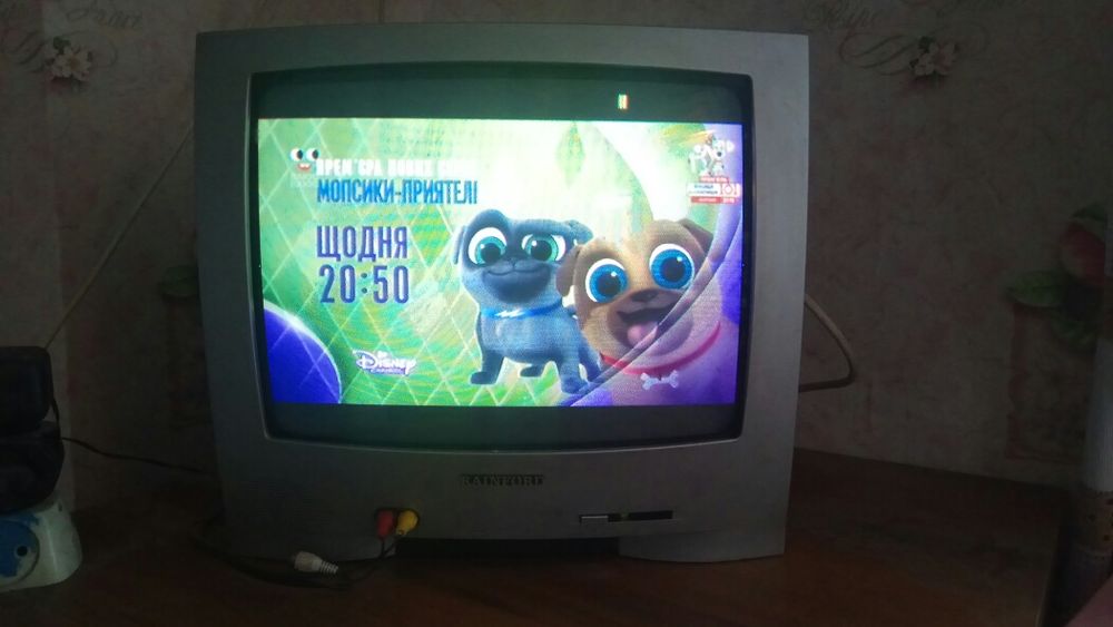 Телевизор  диагональ 14'