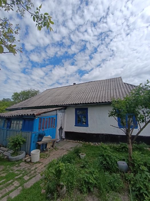 Двокімнатний будинок в селі Халча