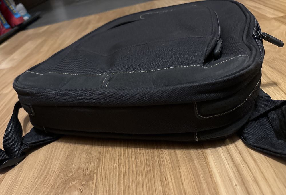 Sztywny plecak na laptopa dokumenty Samsonite elegancki czarny