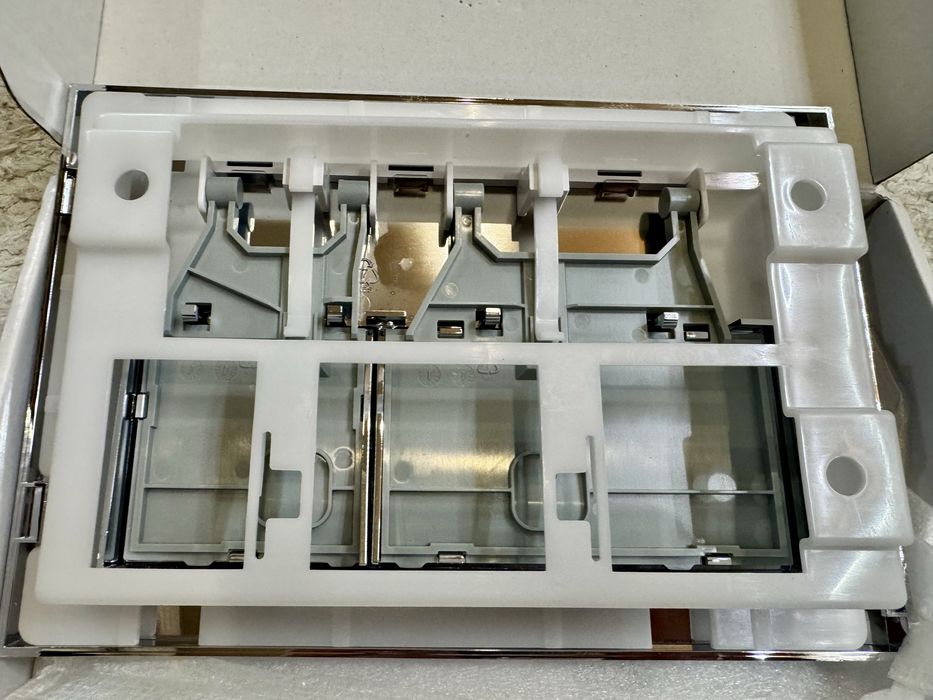 Przycisk spłukujący Presto II chrom błyszczący