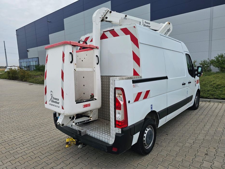 Renault Master  UDT ! Podnośnik Koszowy/Zwyżka , 12M !  Niski Przebieg Fvat 23% ŁADNY
