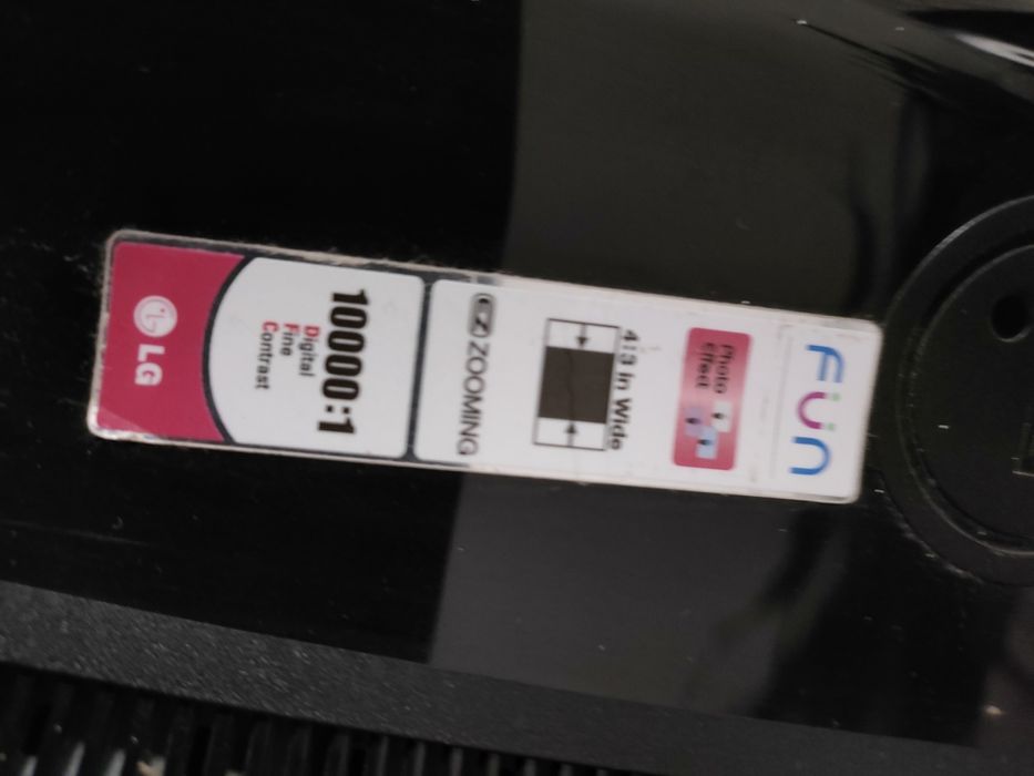 Monitor LG 19 cali W1952TQ