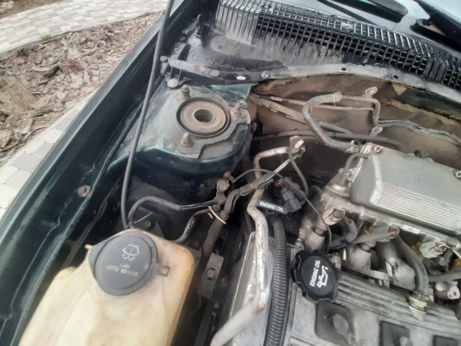 toyota karina e 1.6i 1997р