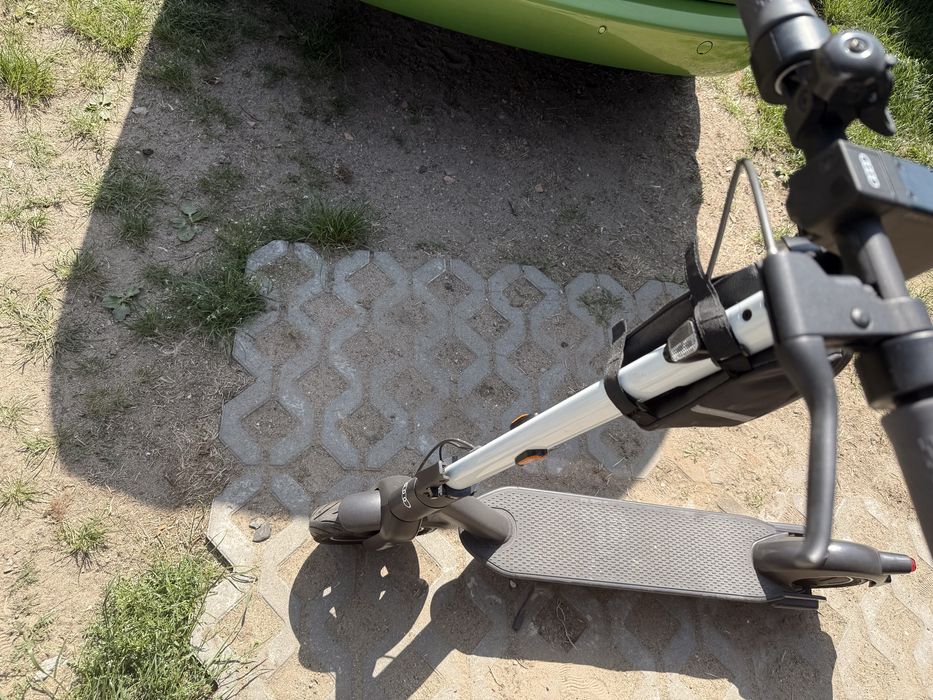 Elektryczna hulajnoga Ninebot Segway Audi