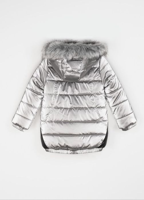 Зимові куртки на дівчинку