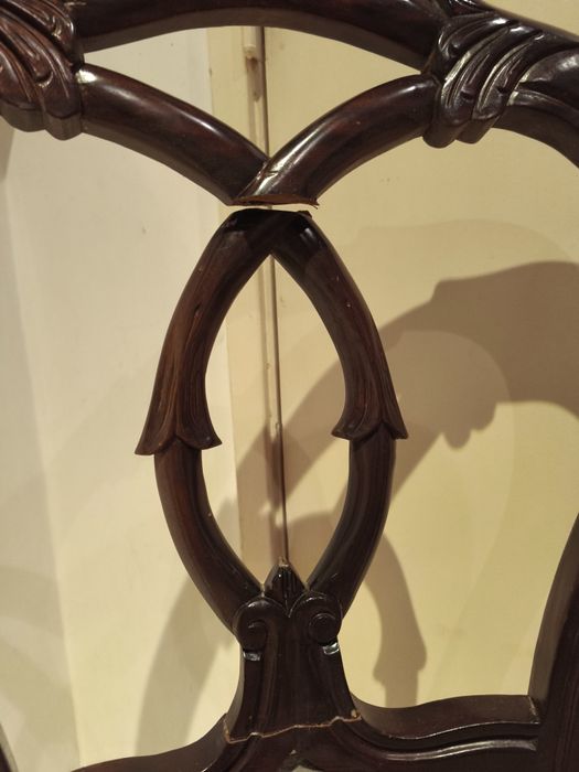 Conjunto de 4 cadeiras de madeira maciça/pele para restauração