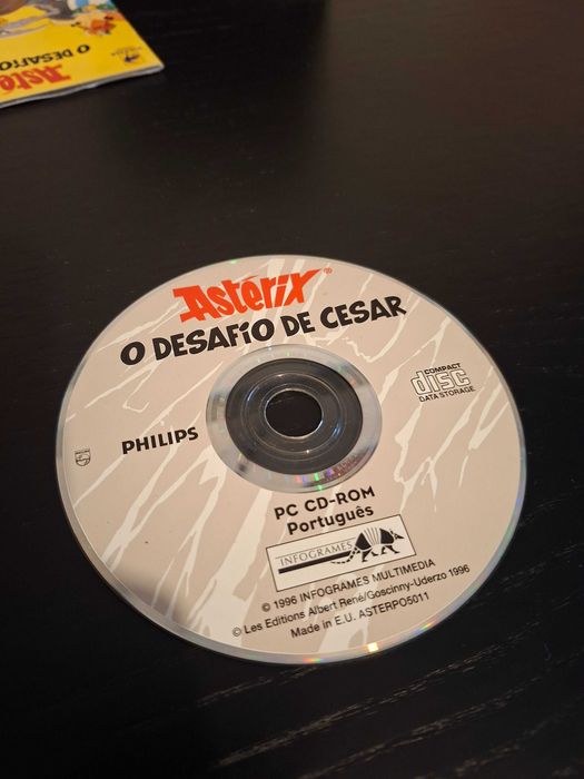 Asterix O Desafio de César para PC em bom estado geral testado Disco e Manual Phillips CD-i