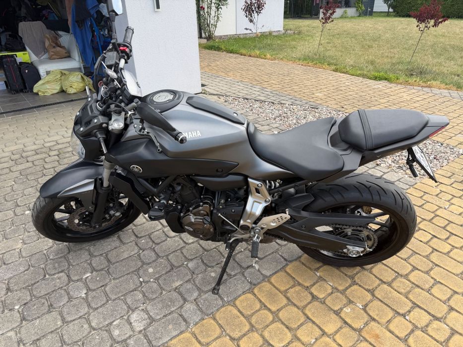 Yamaha mt-07 2016 rok