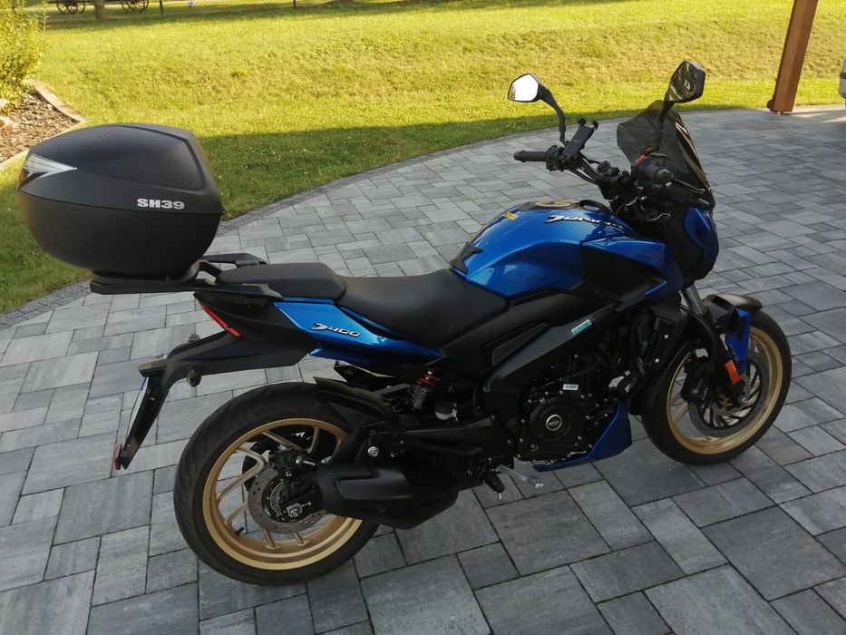 Bajaj  Dominar 400