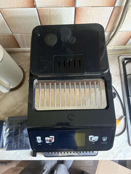 DeLonghi Eletta Explore ECAM450.65.G / почти новая / Cold Bre