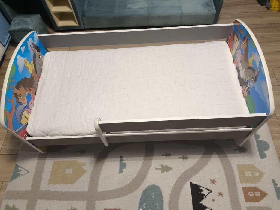 Łóżko dziecięce 140*70 z materacem