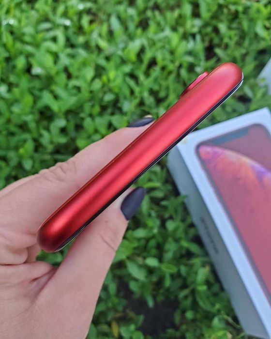 iPhone XR Product RED. Гарний стан.