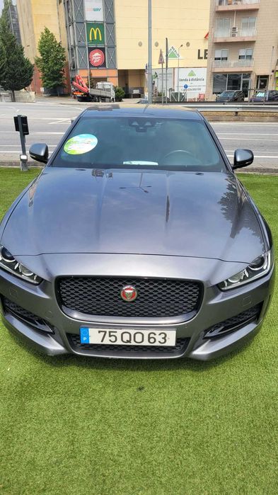 Jaguar XE — fotografia 2