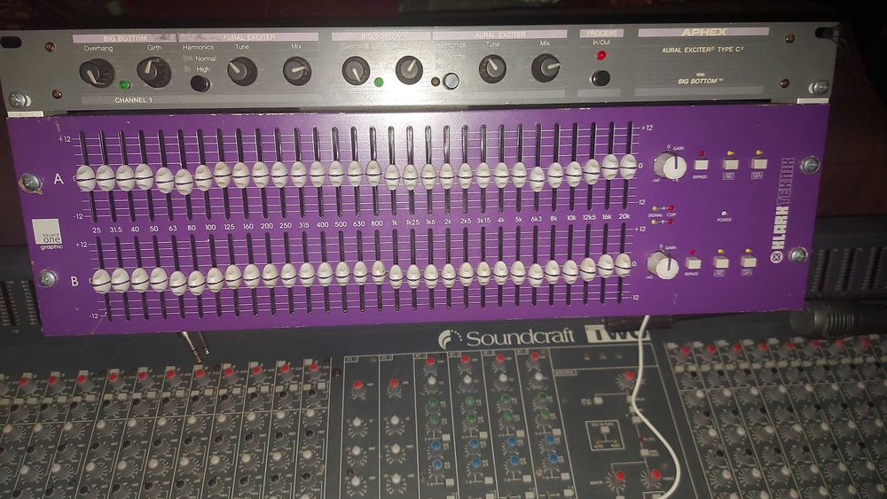 Графічний эквалайзер Klark Teknik Square SQ1G  8 000 грн